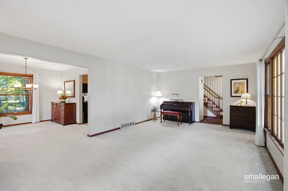 4752 Bonnie Avenue SE Kentwood City, MI 49508