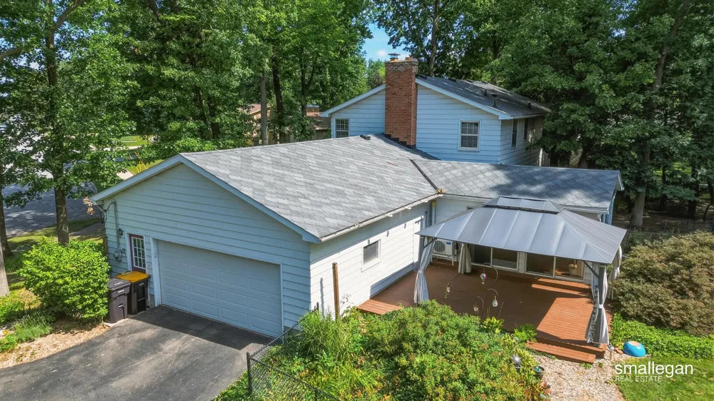 4752 Bonnie Avenue SE Kentwood City, MI 49508