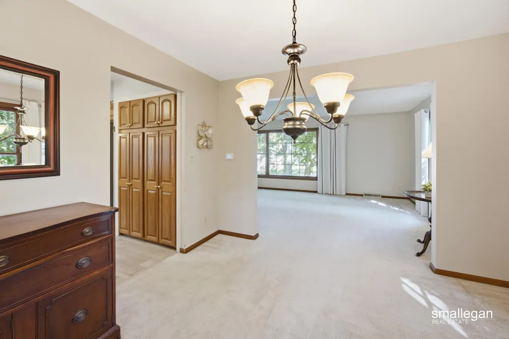 4752 Bonnie Avenue SE Kentwood City, MI 49508