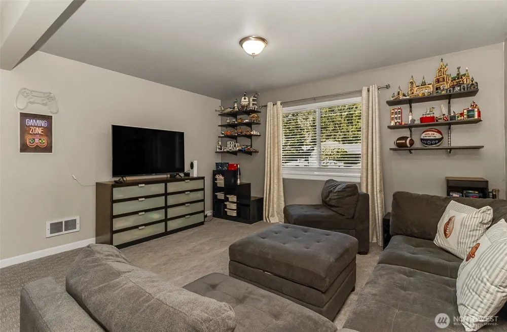 17116 120th Place NE Arlington, WA 98223