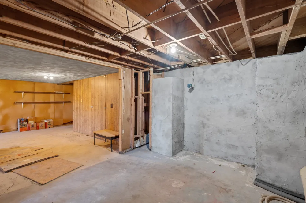 341 Horseshoe Bend Ln Elmwood, TN 38560