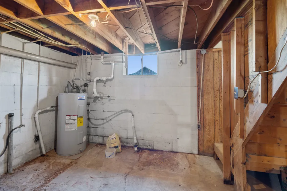 341 Horseshoe Bend Ln Elmwood, TN 38560