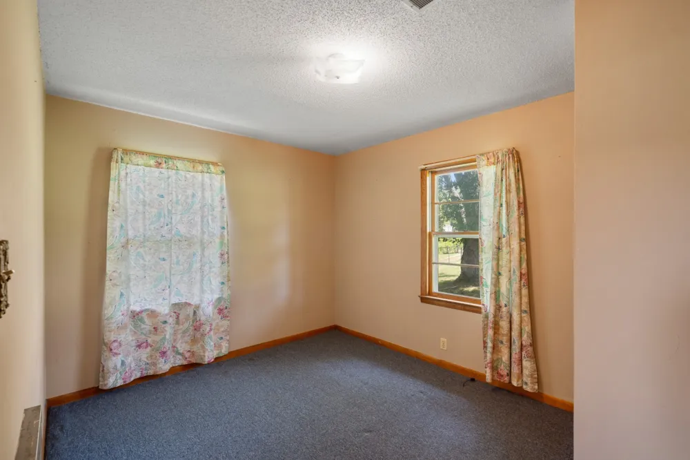 341 Horseshoe Bend Ln Elmwood, TN 38560