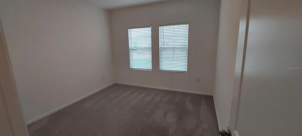 812 KINGS PINE COURT Ruskin, FL 33570