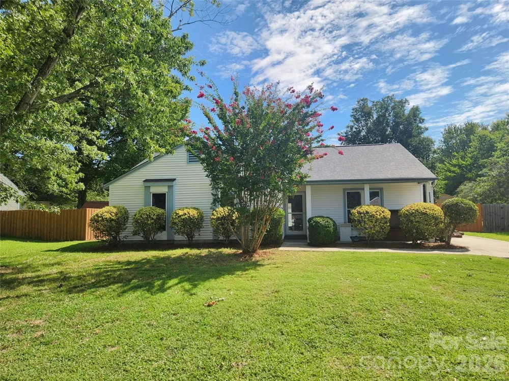 11318 Treebark Drive Pineville, NC 28134