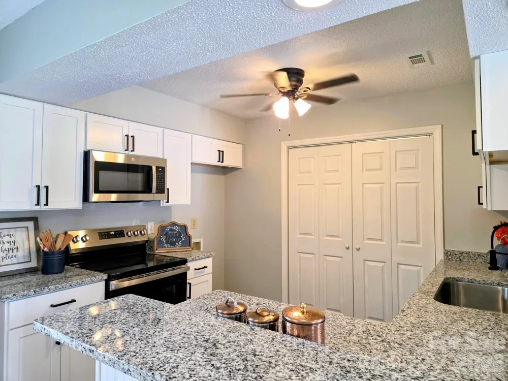 11318 Treebark Drive Pineville, NC 28134