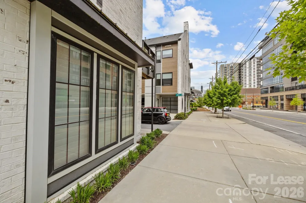1207 Minter Place Charlotte, NC 28203