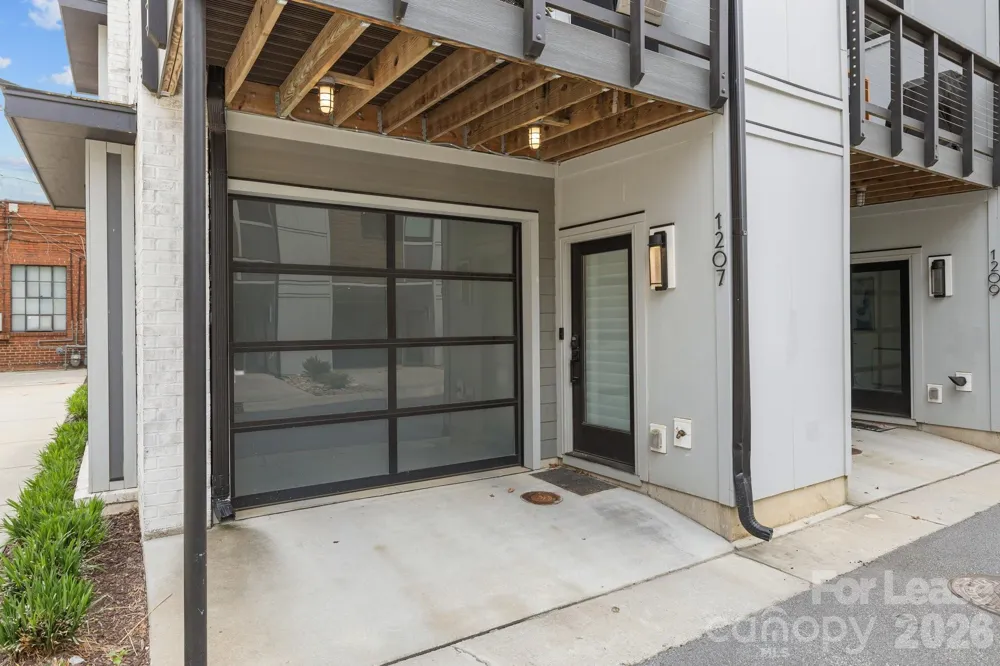 1207 Minter Place Charlotte, NC 28203