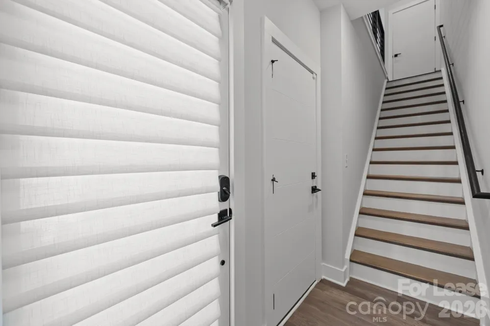 1207 Minter Place Charlotte, NC 28203