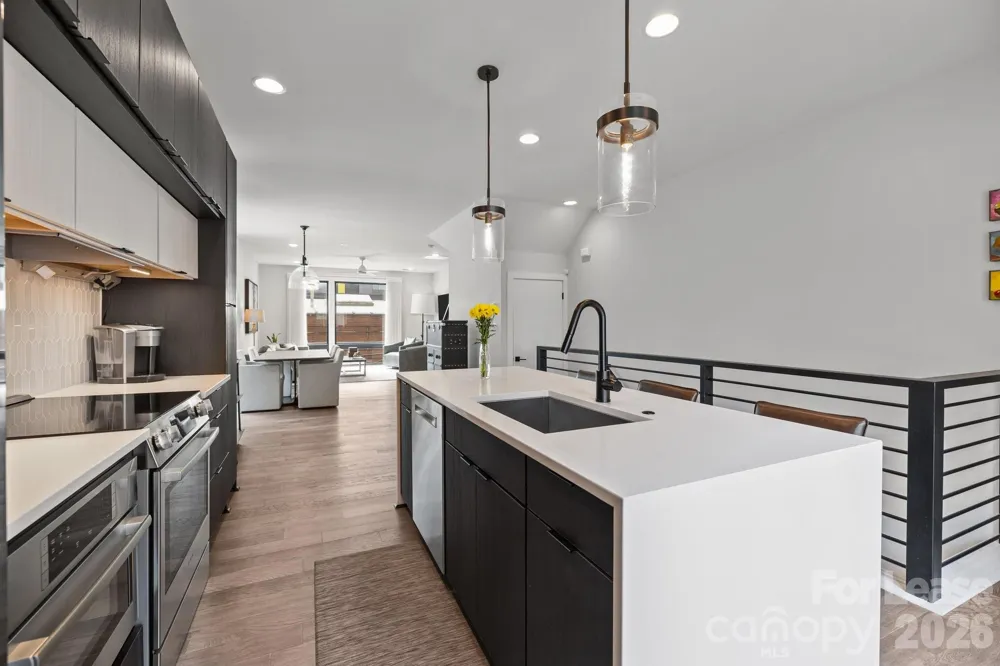 1207 Minter Place Charlotte, NC 28203