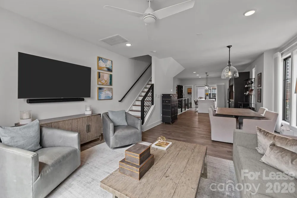 1207 Minter Place Charlotte, NC 28203