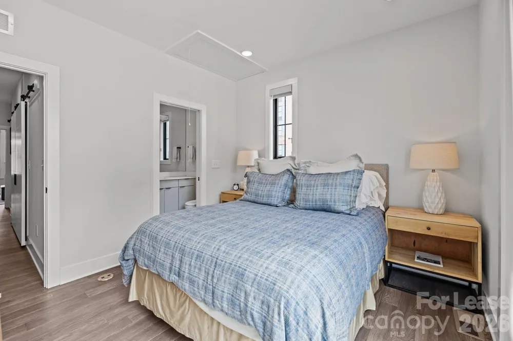 1207 Minter Place Charlotte, NC 28203