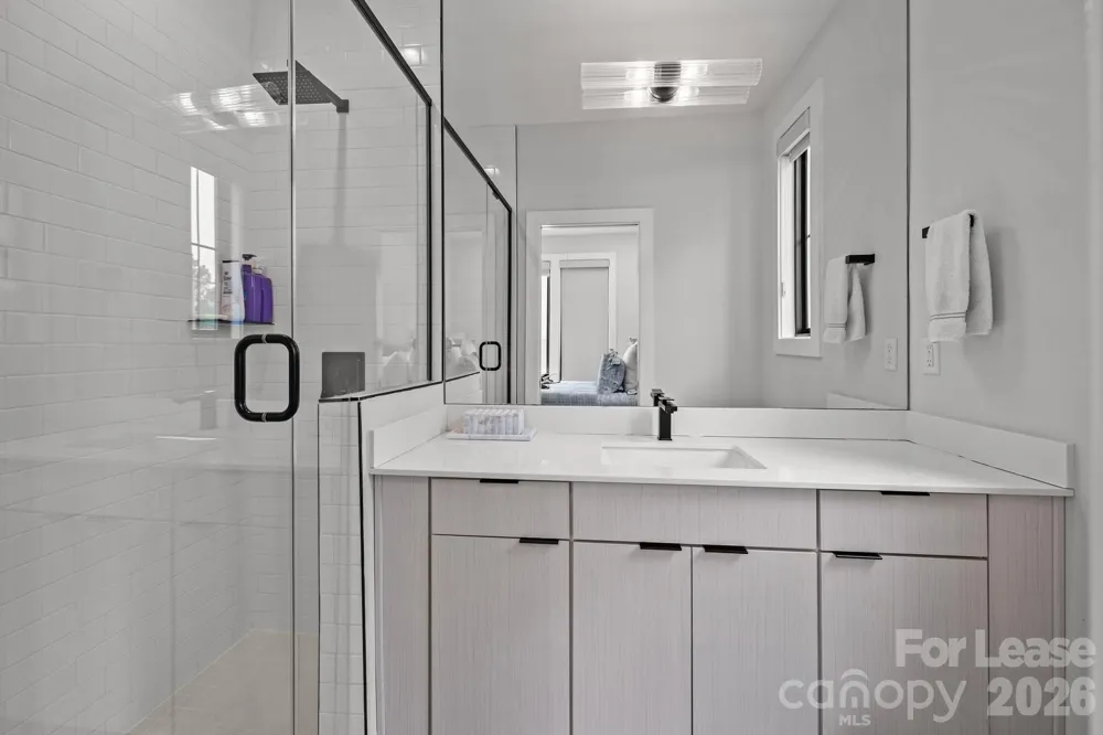 1207 Minter Place Charlotte, NC 28203