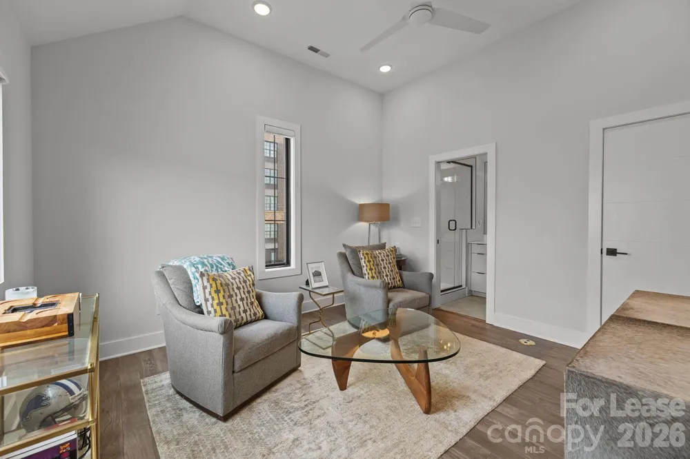 1207 Minter Place Charlotte, NC 28203