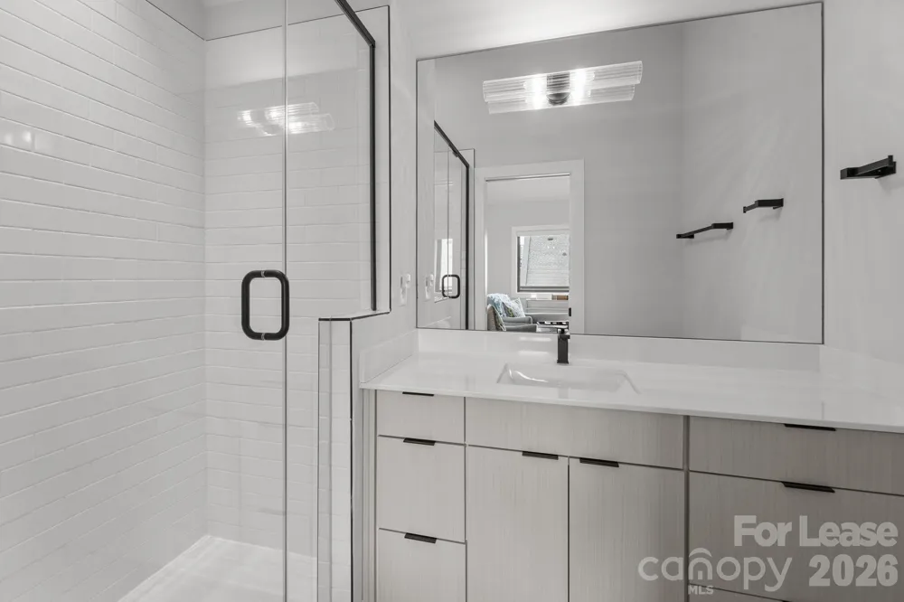 1207 Minter Place Charlotte, NC 28203