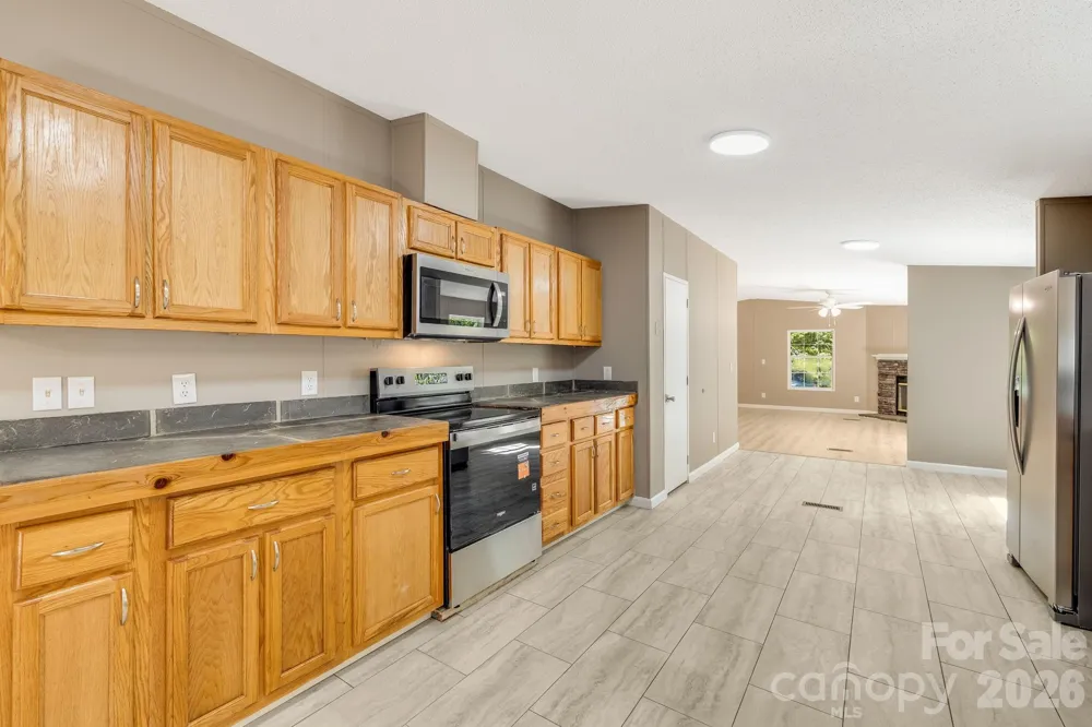 81 Spring Mountain Road Fairview, NC 28730