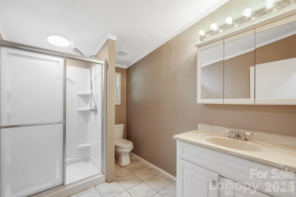 81 Spring Mountain Road Fairview, NC 28730