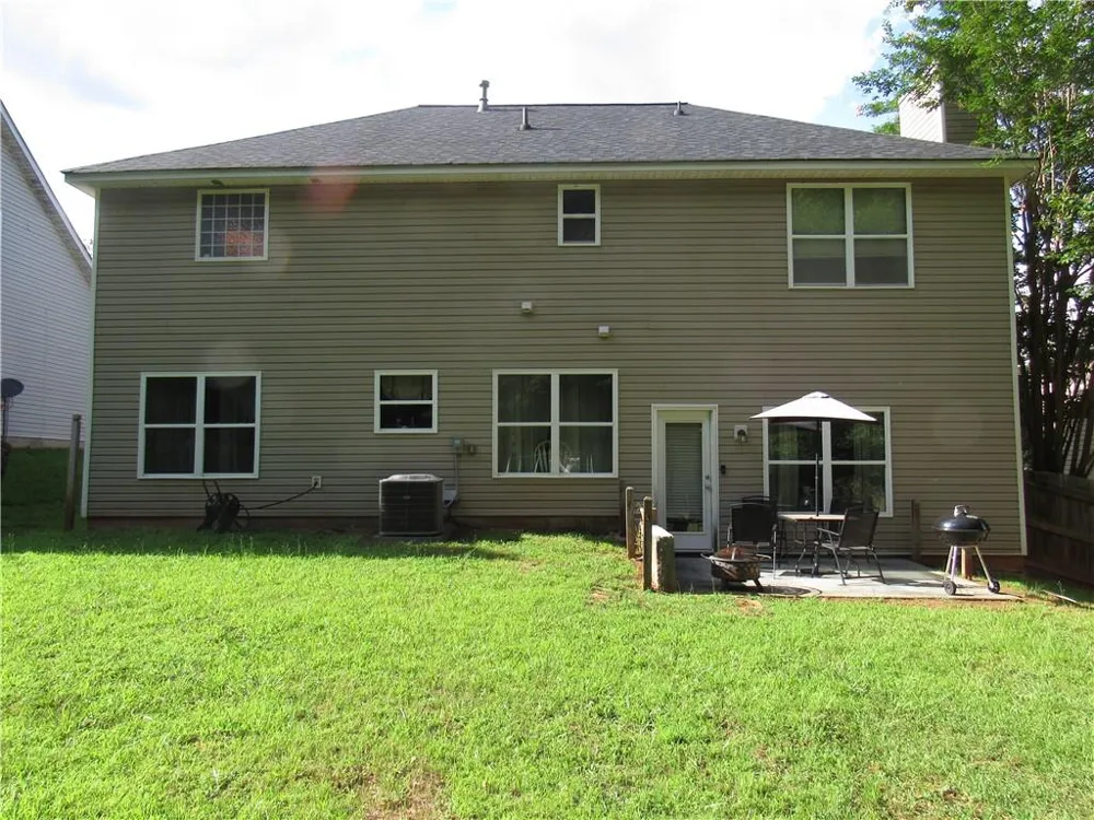 1043 Summer Cypress Drive Villa Rica, GA 30180
