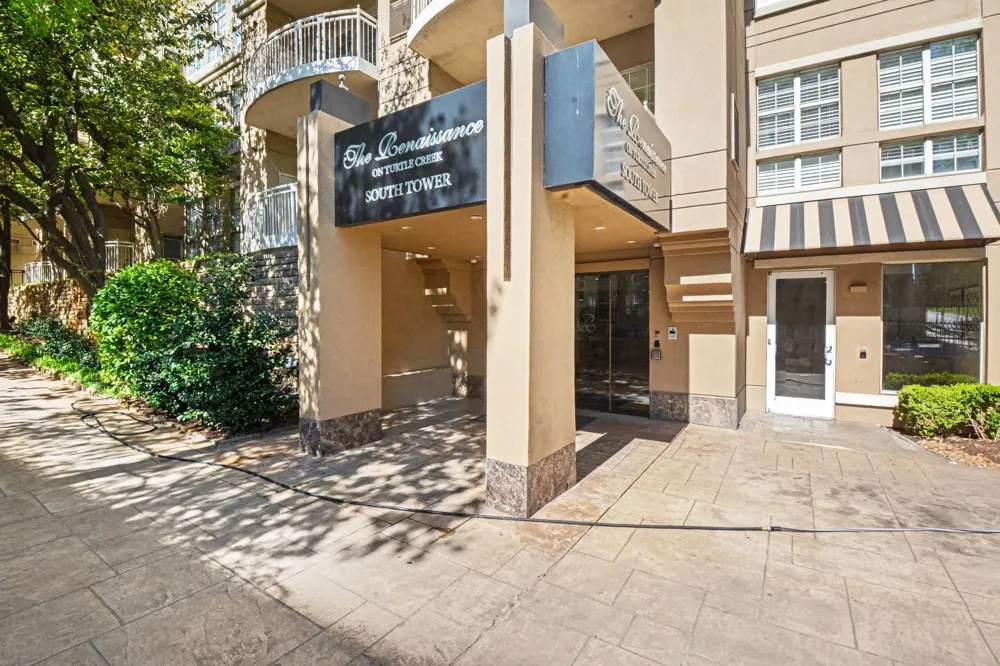 3225 Turtle Creek Boulevard #212 Dallas, TX 75219