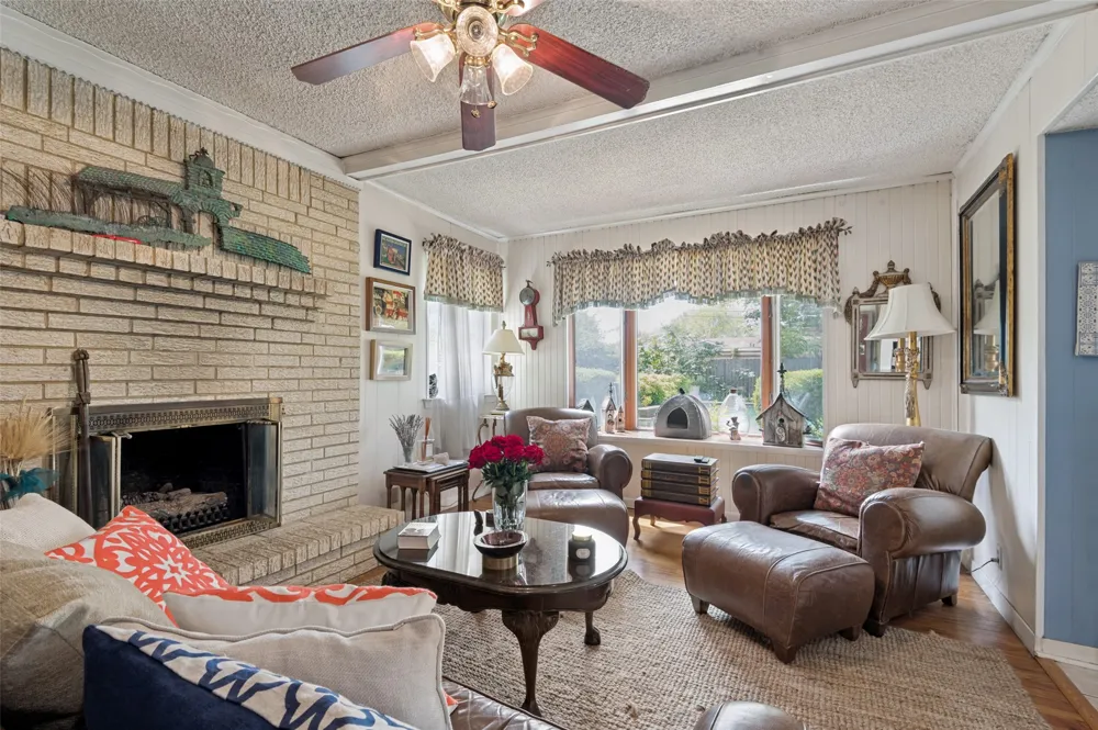 112 W Ireland Drive Irving, TX 75062