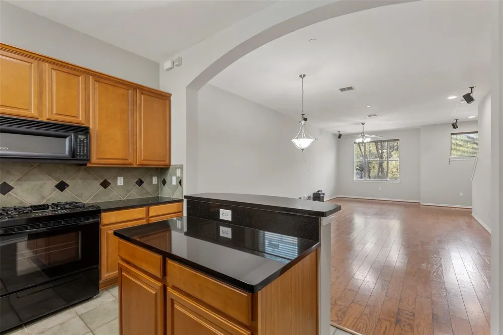 4121 Mckinney Avenue #6 Dallas, TX 75204