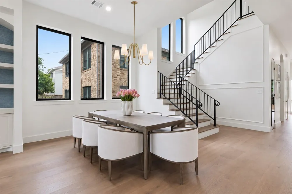 2325 Wroxton Road Houston, TX 77005