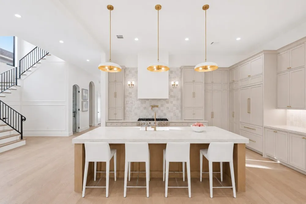 2325 Wroxton Road Houston, TX 77005