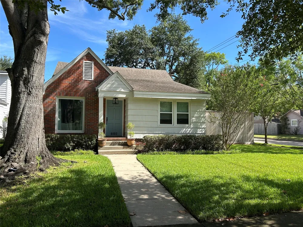 4002 Milton Street West University Place, TX 77005