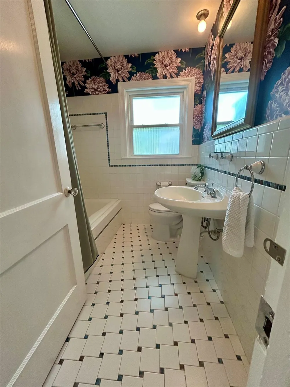 4002 Milton Street West University Place, TX 77005