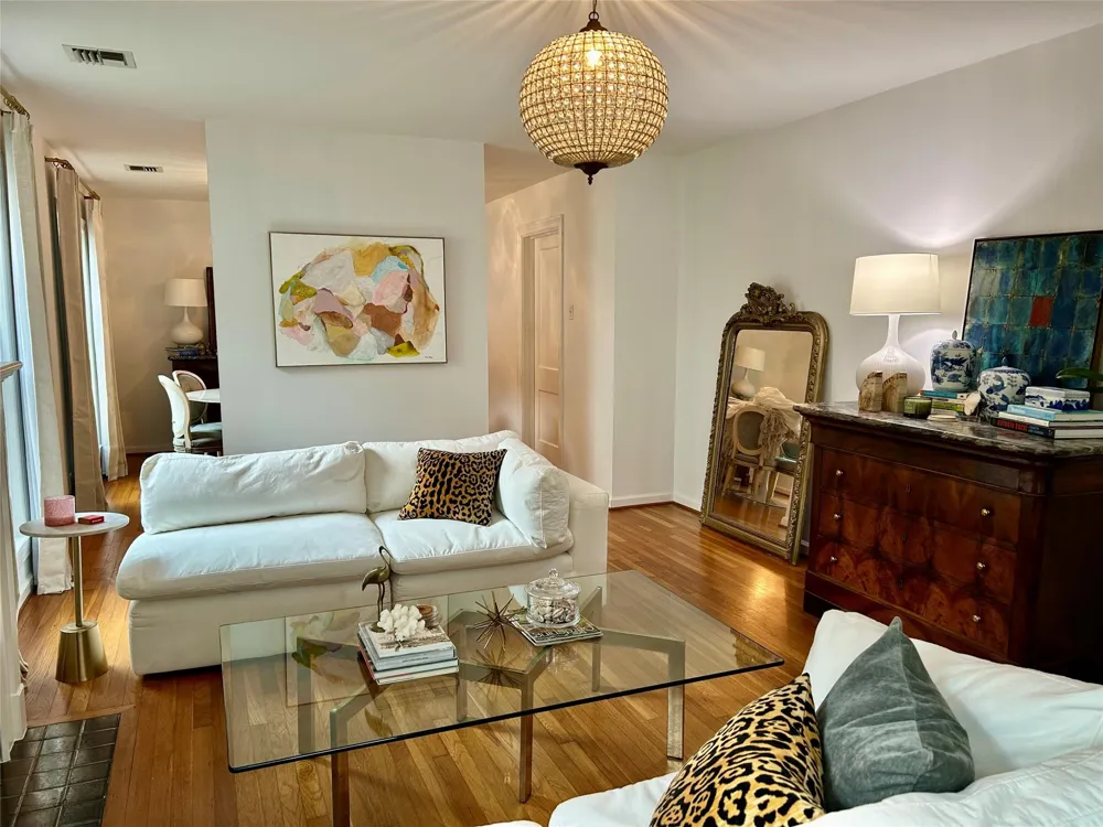 4002 Milton Street West University Place, TX 77005
