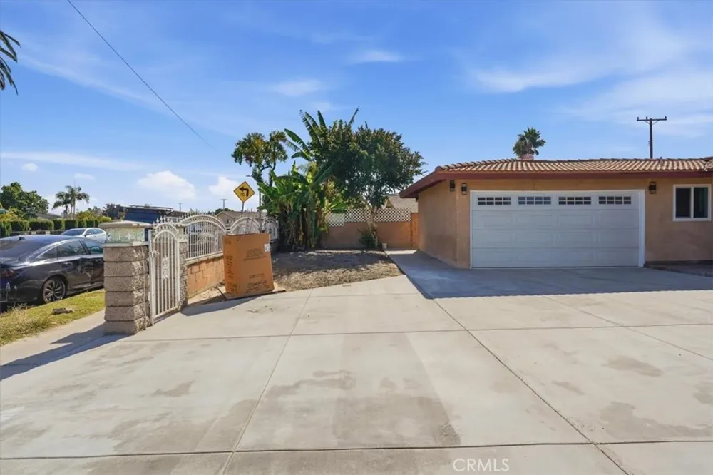 10112 Traylor Way Garden Grove, CA 92843