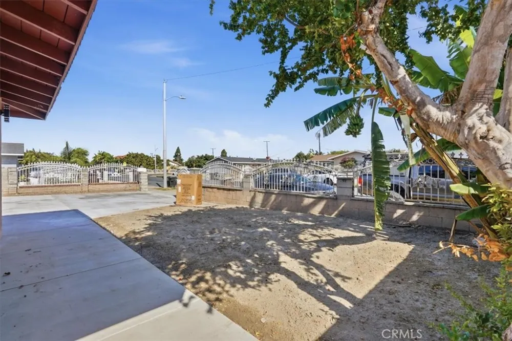 10112 Traylor Way Garden Grove, CA 92843