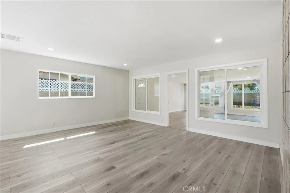 10112 Traylor Way Garden Grove, CA 92843