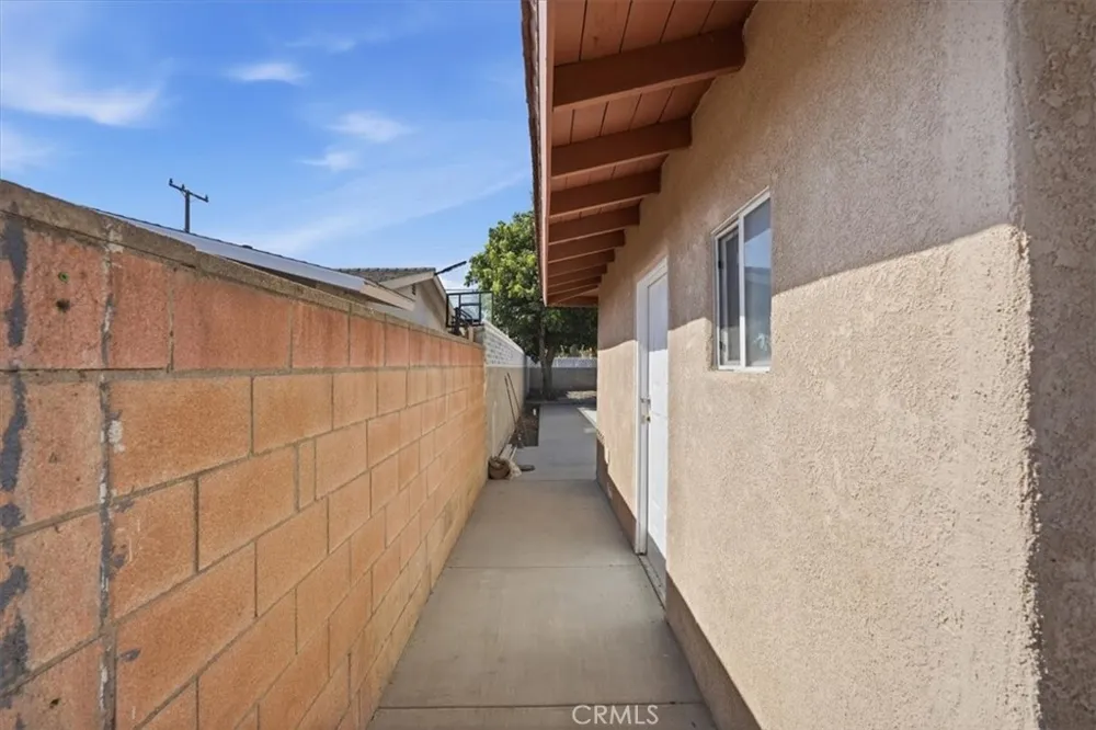 10112 Traylor Way Garden Grove, CA 92843