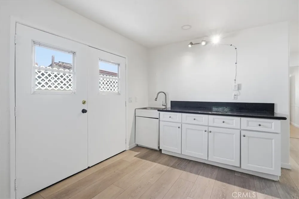 10112 Traylor Way Garden Grove, CA 92843