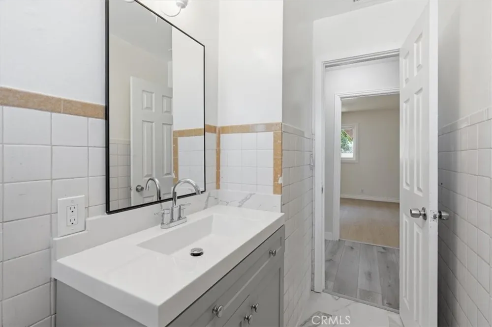 10112 Traylor Way Garden Grove, CA 92843