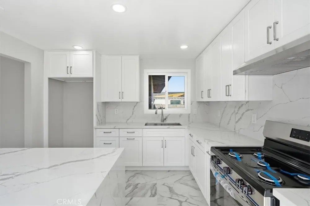 10112 Traylor Way Garden Grove, CA 92843