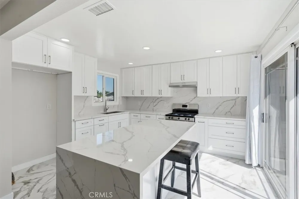 10112 Traylor Way Garden Grove, CA 92843