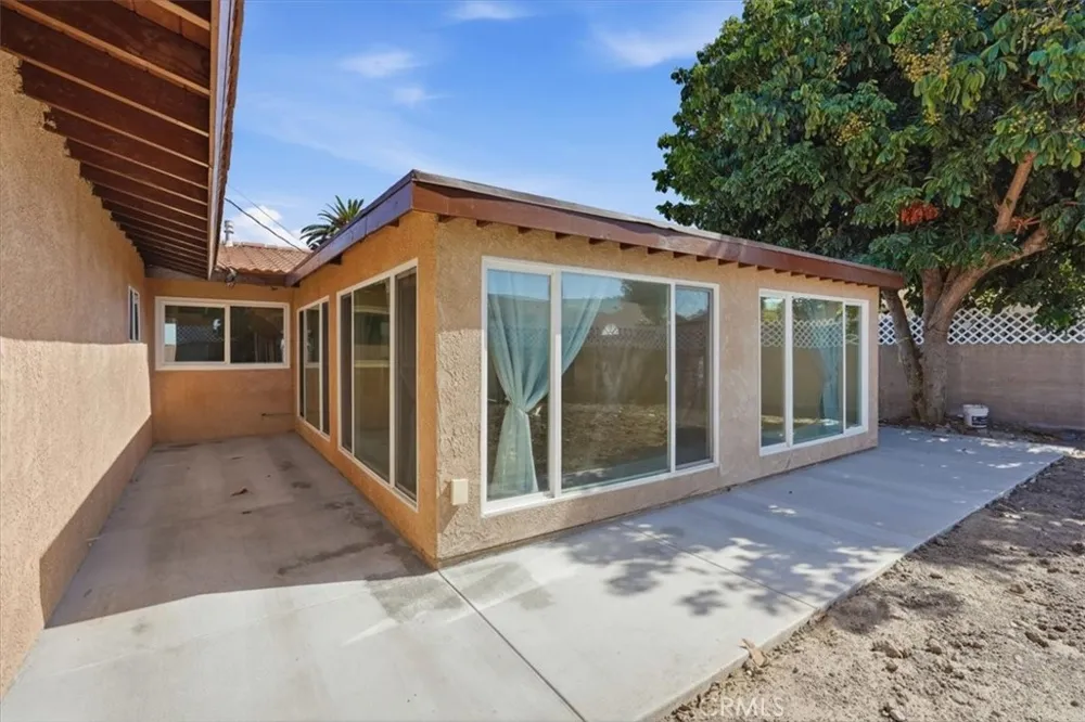 10112 Traylor Way Garden Grove, CA 92843