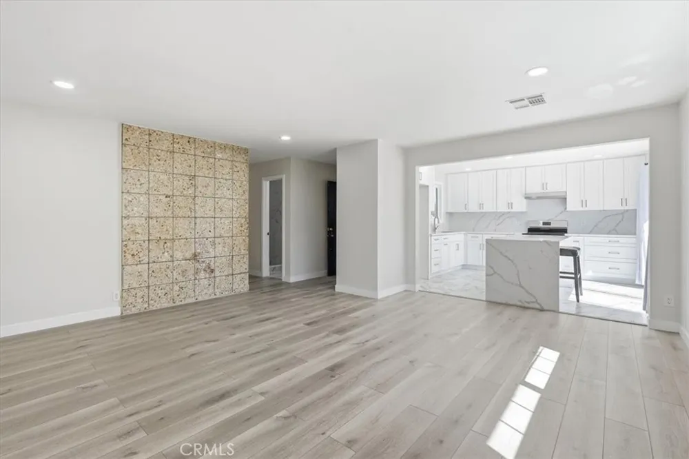 10112 Traylor Way Garden Grove, CA 92843