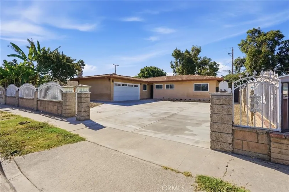 10112 Traylor Way Garden Grove, CA 92843