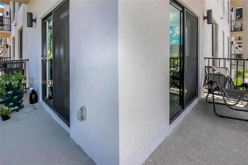 8265 NW 41st St #C-206 Doral, FL 33166