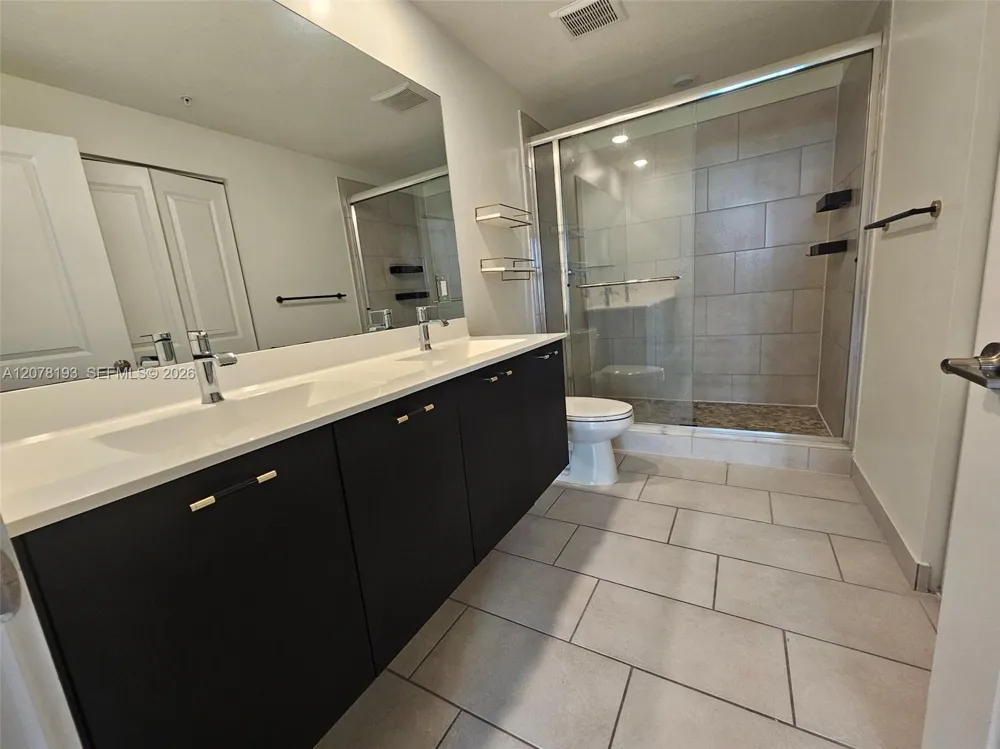 8265 NW 41st St #C-206 Doral, FL 33166