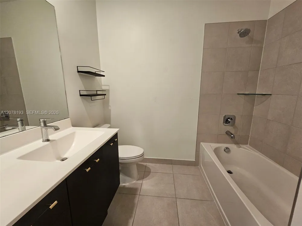 8265 NW 41st St #C-206 Doral, FL 33166