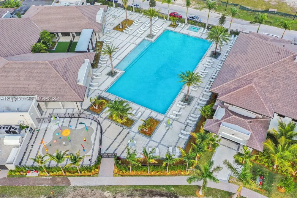 8265 NW 41st St #C-206 Doral, FL 33166