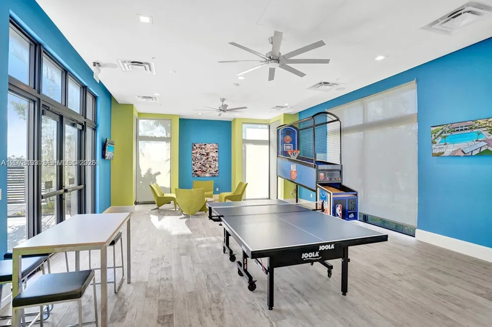 8265 NW 41st St #C-206 Doral, FL 33166