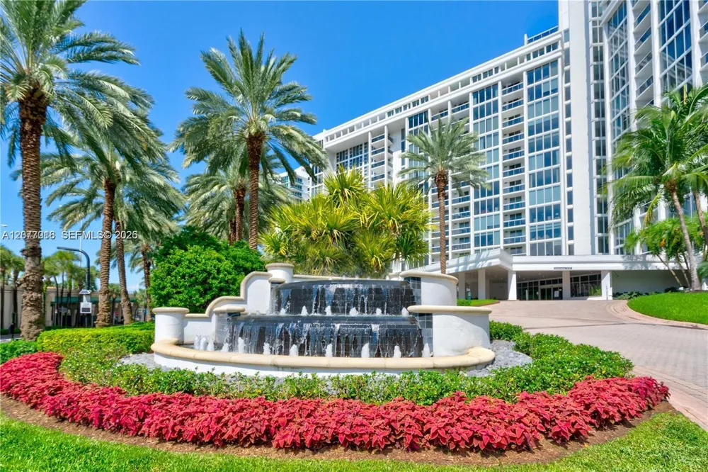 10275 Collins Ave #611 Bal Harbour, FL 33154