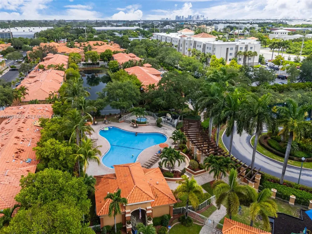 4956 Leeward Ln #3804 Dania Beach, FL 33312
