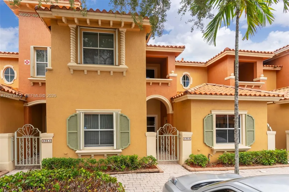 4956 Leeward Ln #3804 Dania Beach, FL 33312