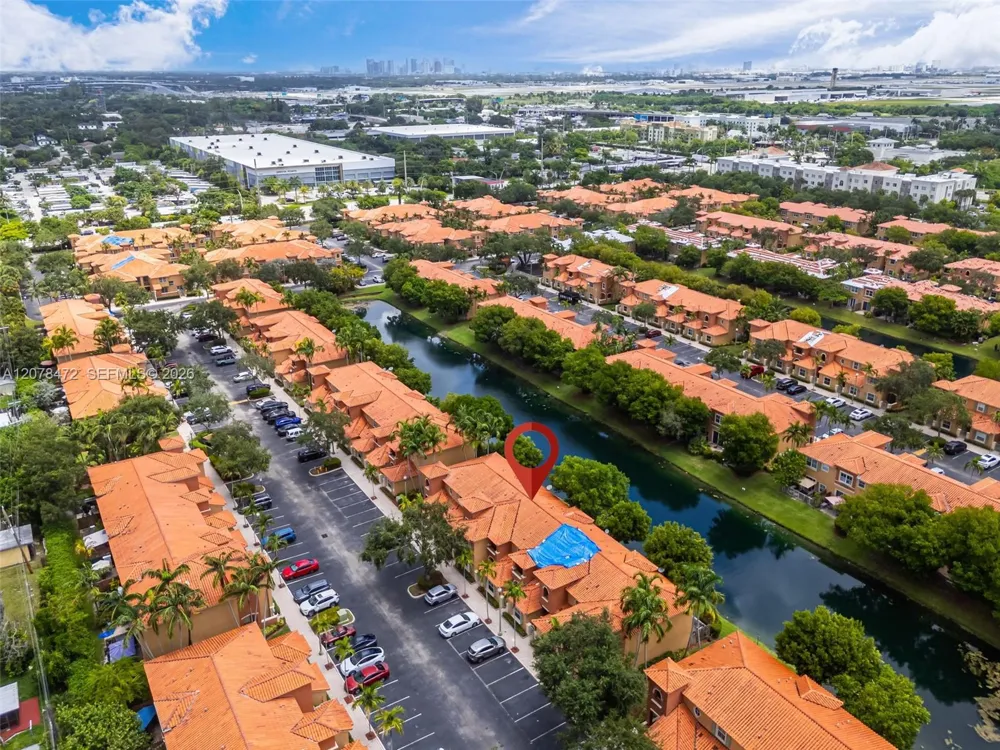 4956 Leeward Ln #3804 Dania Beach, FL 33312